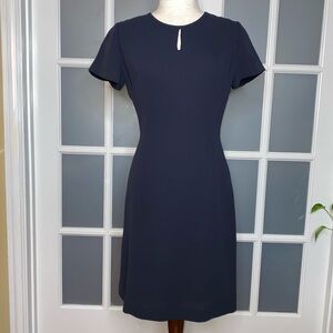 EUC Women’s Size 2, Casual Corner Navy Blue Short Sleeve Dress Keyhole Neck